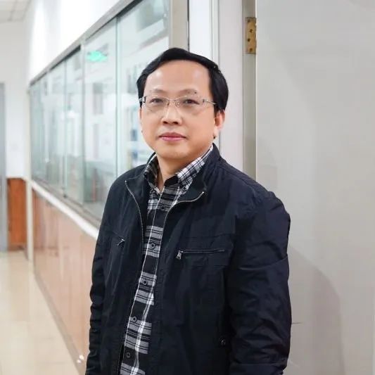 编委团队照片